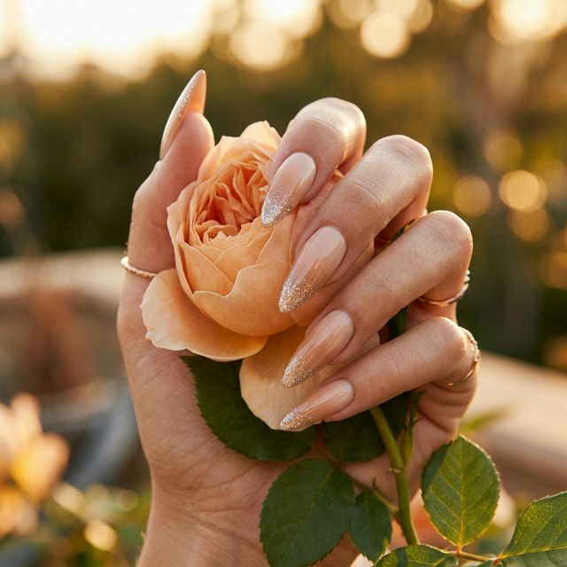 Нюдовый маникюр